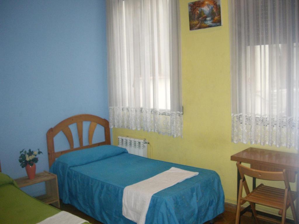 Hostal Pacios Μαδρίτη Δωμάτιο φωτογραφία