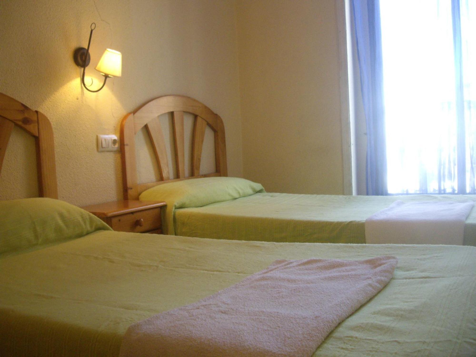 Hostal Pacios Μαδρίτη Εξωτερικό φωτογραφία
