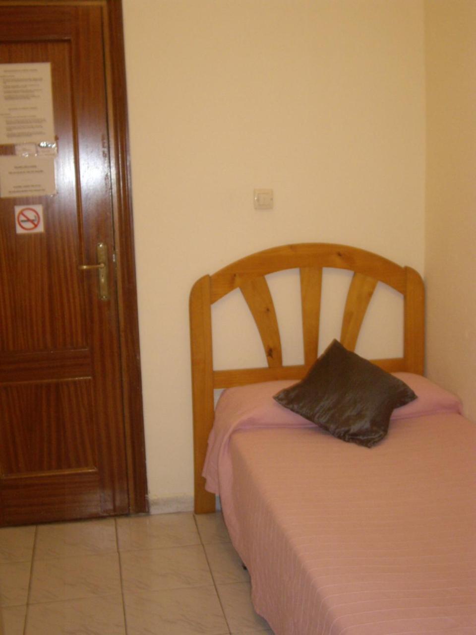 Hostal Pacios Μαδρίτη Εξωτερικό φωτογραφία